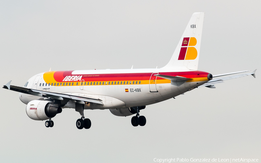 Iberia Airbus A319-111 (EC-KBX) | Photo 339074