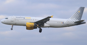 Vueling Airbus A320-216 (EC-KCU) at  Barcelona - El Prat, Spain