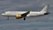 Vueling Airbus A320-216 (EC-KCU) at  Paris - Orly, France