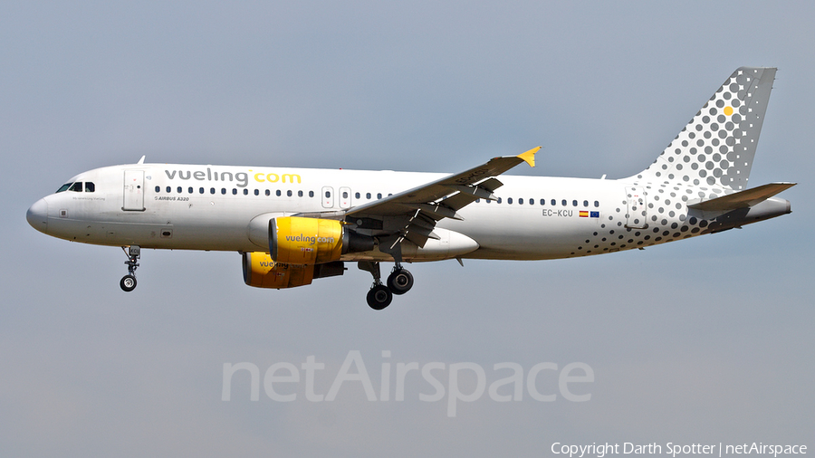 Vueling Airbus A320-216 (EC-KCU) | Photo 264622