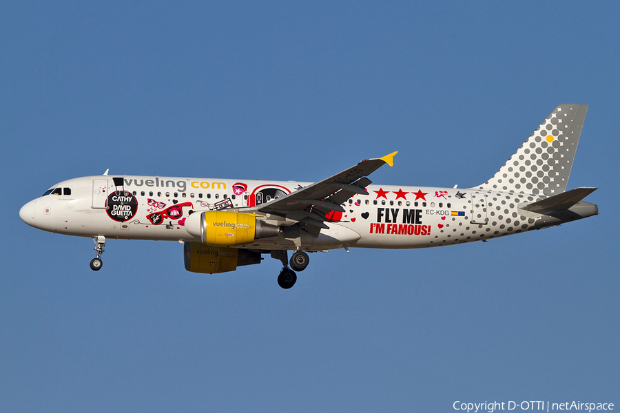 Vueling Airbus A320-214 (EC-KDG) | Photo 371293