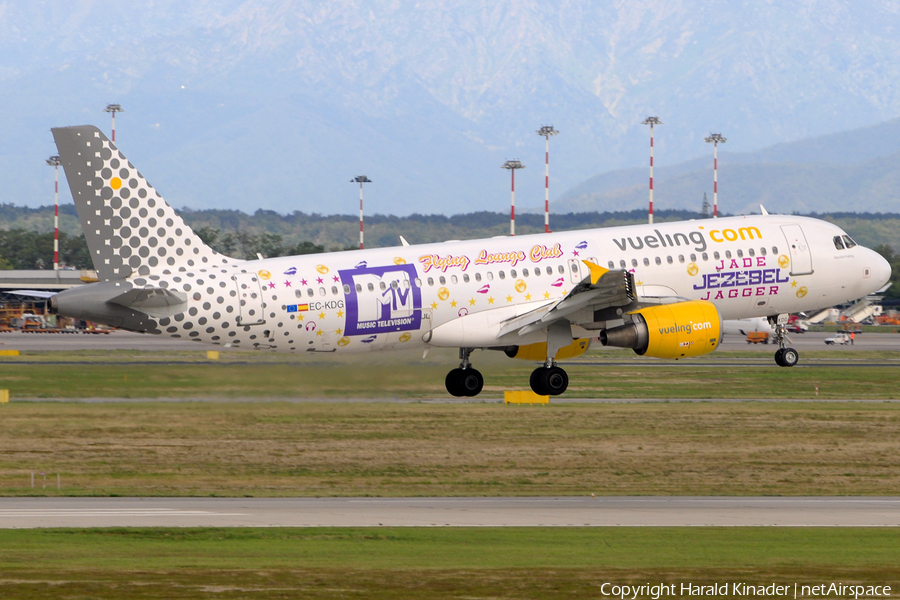 Vueling Airbus A320-214 (EC-KDG) | Photo 312350