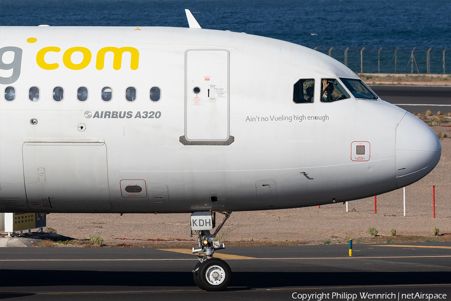 Vueling Airbus A320-214 (EC-KDH) | Photo 329293
