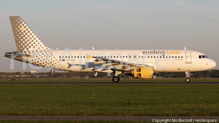 Vueling Airbus A320-214 (EC-KDH) | Photo 533326