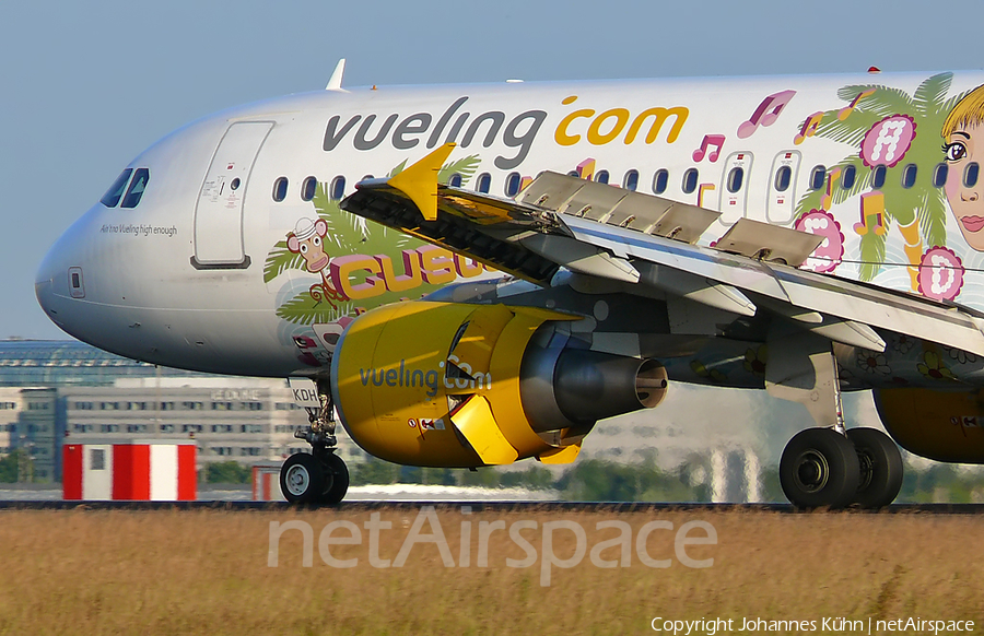 Vueling Airbus A320-214 (EC-KDH) | Photo 137419