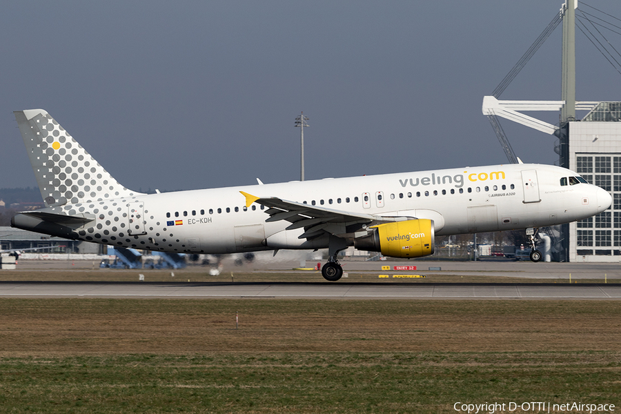 Vueling Airbus A320-214 (EC-KDH) | Photo 152866