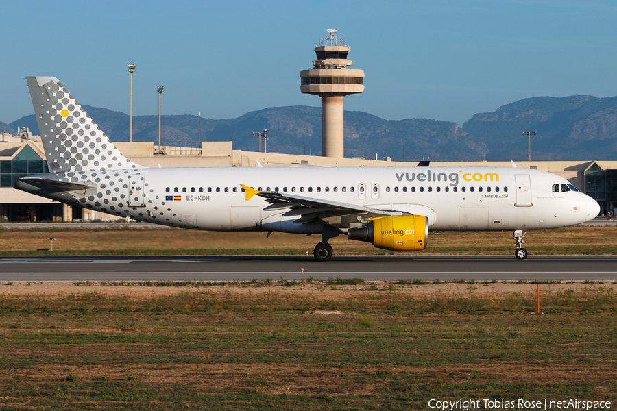 Vueling Airbus A320-214 (EC-KDH) | Photo 349736