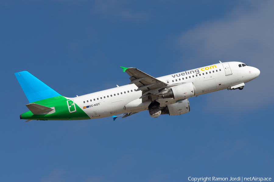 Vueling Airbus A320-216 (EC-KDT) | Photo 467432