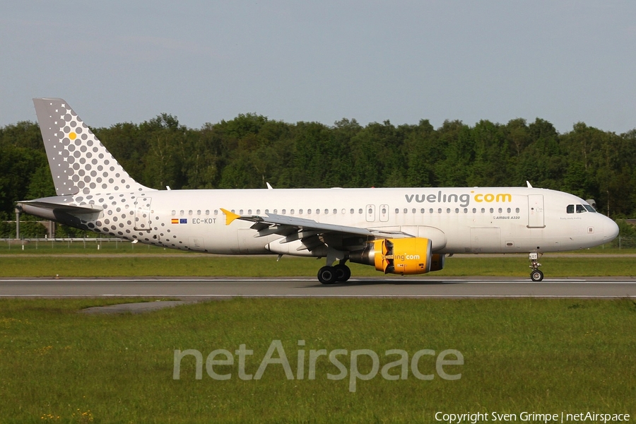 Vueling Airbus A320-216 (EC-KDT) | Photo 32911