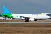 Vueling Airbus A320-216 (EC-KDT) at  Munich, Germany