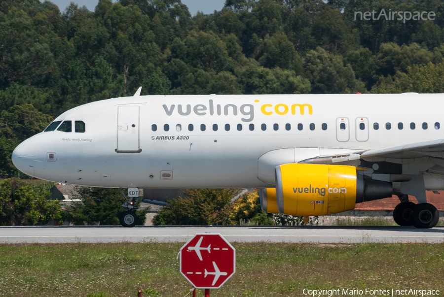 Vueling Airbus A320-216 (EC-KDT) | Photo 56422