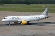 Vueling Airbus A320-216 (EC-KDX) at  Hamburg - Fuhlsbuettel (Helmut Schmidt), Germany