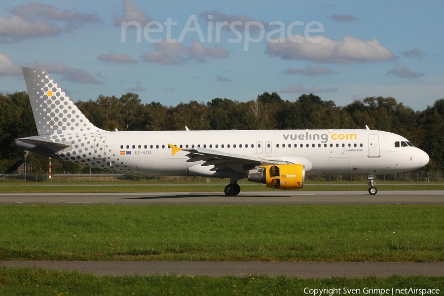 Vueling Airbus A320-216 (EC-KDX) | Photo 475697