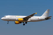 Vueling Airbus A320-214 (EC-KEZ) at  Barcelona - El Prat, Spain