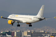 Vueling Airbus A320-216 (EC-KFI) at  Barcelona - El Prat, Spain