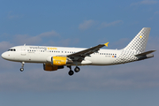 Vueling Airbus A320-216 (EC-KFI) at  Barcelona - El Prat, Spain