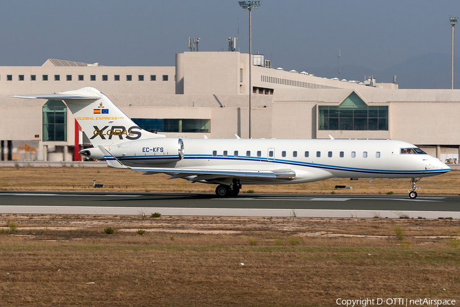 Jets Personales Bombardier BD-700-1A10 Global Express XRS (EC-KFS) | Photo 204686