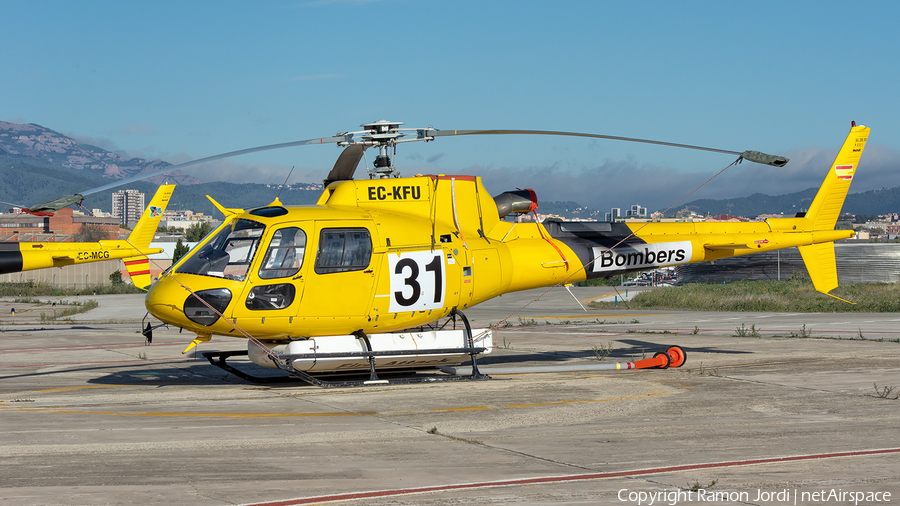 TAF Helicopters Eurocopter AS350B3 Ecureuil (EC-KFU) | Photo 359589