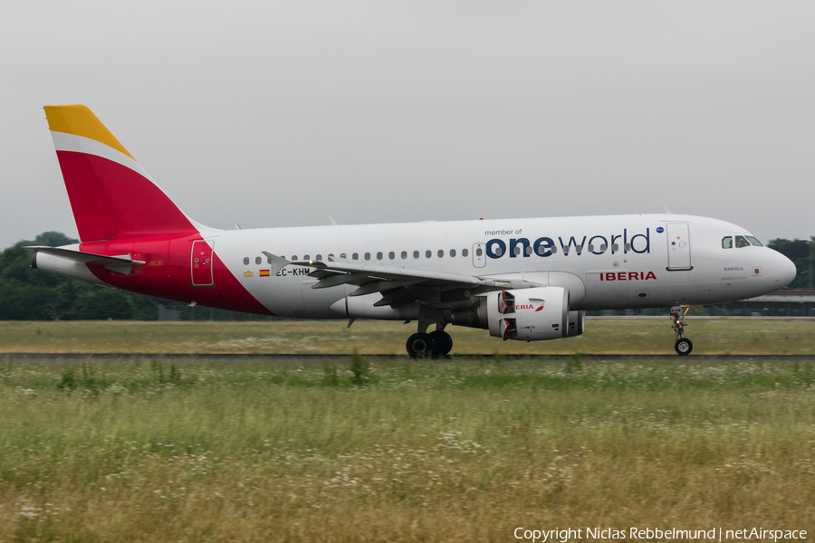 Iberia Airbus A319-111 (EC-KHM) | Photo 246321