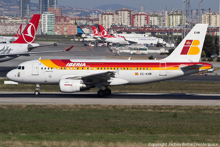 Iberia Airbus A319-111 (EC-KHM) | Photo 75275