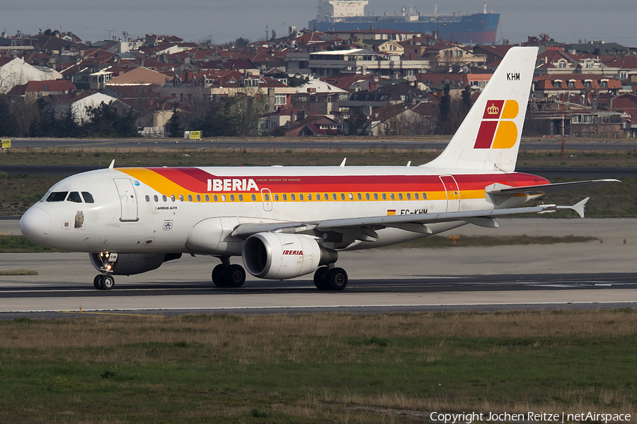 Iberia Airbus A319-111 (EC-KHM) | Photo 83786