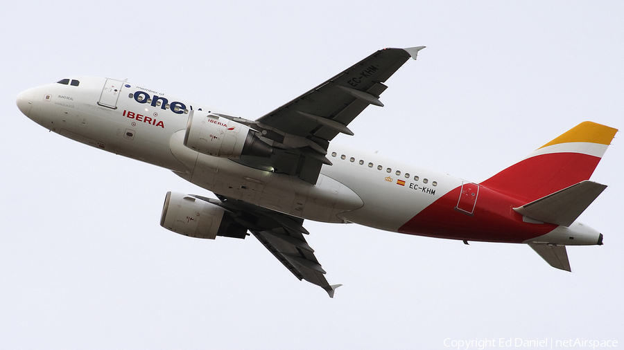 Iberia Airbus A319-111 (EC-KHM) | Photo 265527