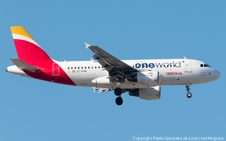 Iberia Airbus A319-111 (EC-KHM) | Photo 339078