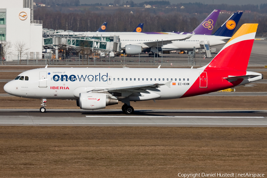 Iberia Airbus A319-111 (EC-KHM) | Photo 416843