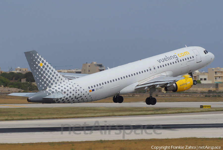 Vueling Airbus A320-214 (EC-KKT) | Photo 26507