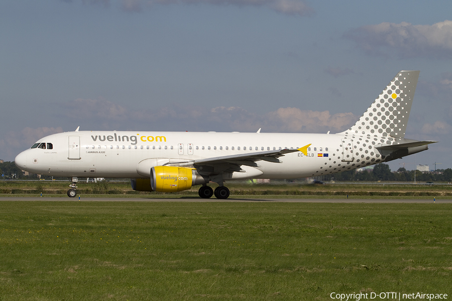 Vueling Airbus A320-214 (EC-KLB) | Photo 314380