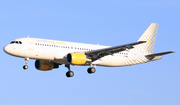 Vueling Airbus A320-214 (EC-KLB) at  Barcelona - El Prat, Spain