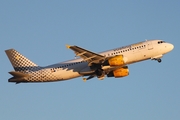 Vueling Airbus A320-214 (EC-KLB) at  Barcelona - El Prat, Spain