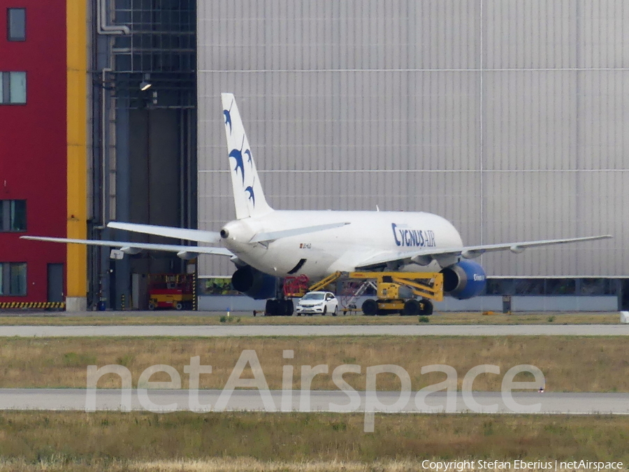 Cygnus Air Boeing 757-236(PCF) (EC-KLD) | Photo 344152