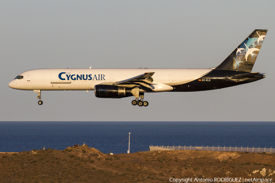 Cygnus Air Boeing 757-236(PCF) (EC-KLD) | Photo 160787