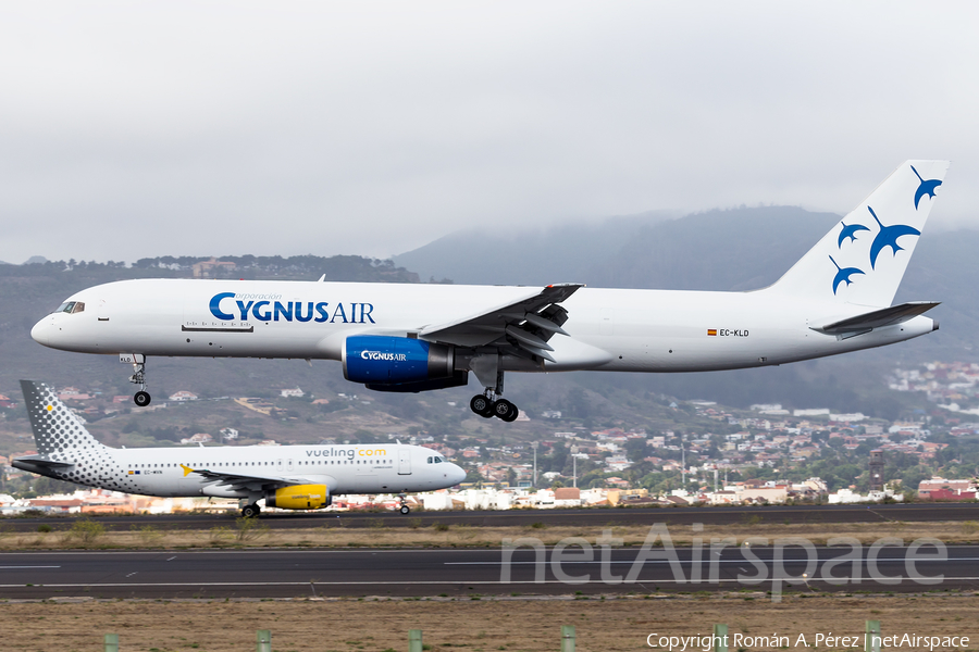 Cygnus Air Boeing 757-236(PCF) (EC-KLD) | Photo 283014