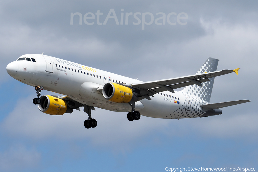 Vueling Airbus A320-216 (EC-KLT) | Photo 535306