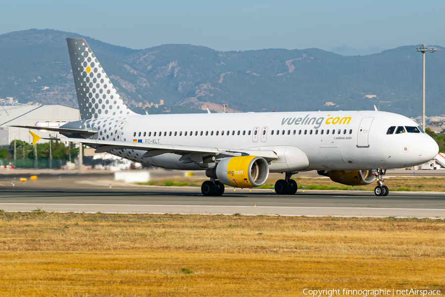 Vueling Airbus A320-216 (EC-KLT) | Photo 572087