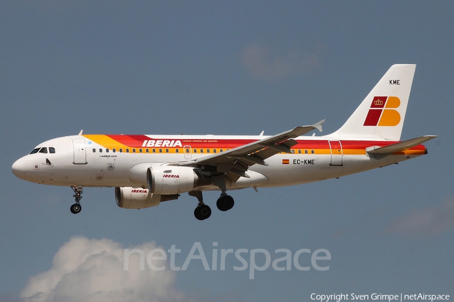 Iberia Airbus A319-111 (EC-KME) | Photo 12049