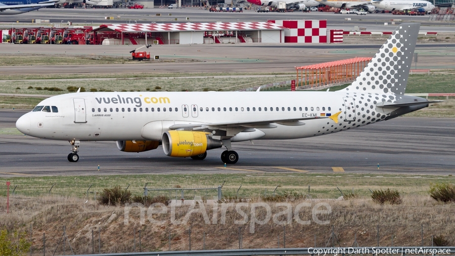 Vueling Airbus A320-216 (EC-KMI) | Photo 233397