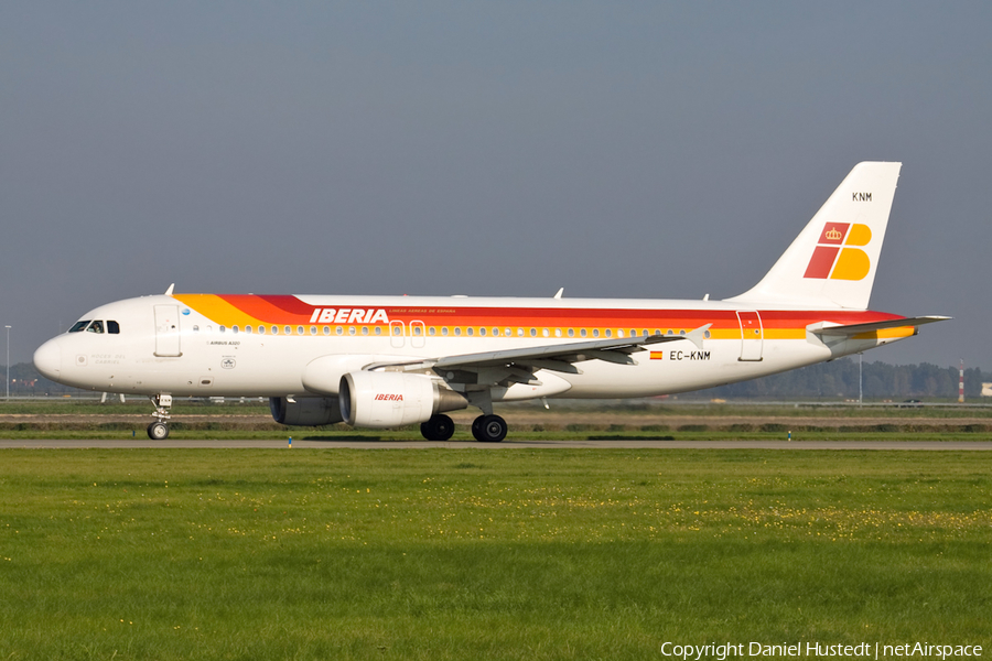 Iberia Airbus A320-214 (EC-KNM) | Photo 544957