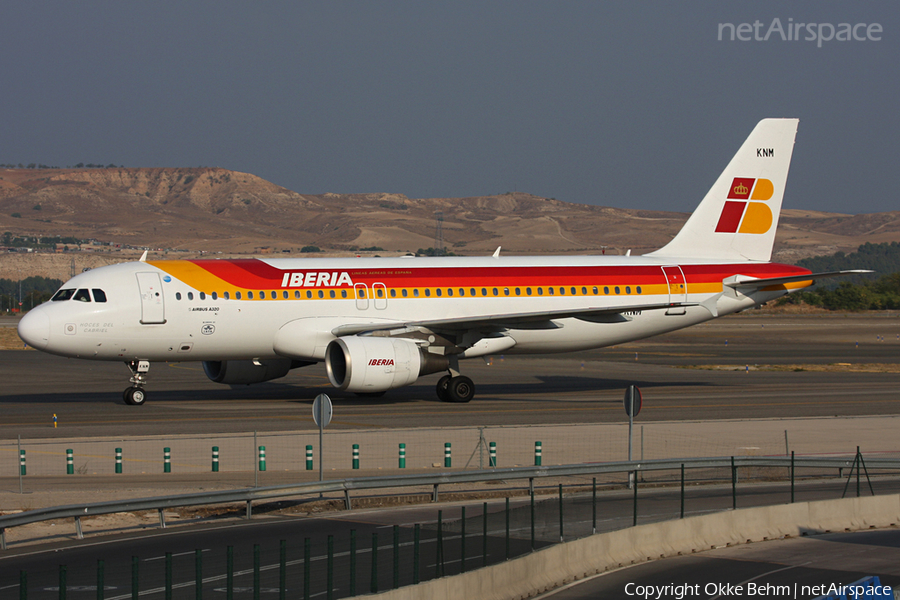 Iberia Airbus A320-214 (EC-KNM) | Photo 52061