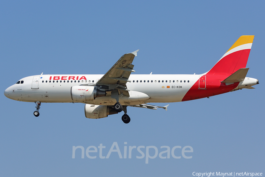 Iberia Airbus A320-214 (EC-KOH) | Photo 408660