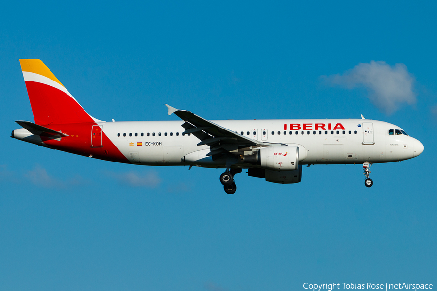 Iberia Airbus A320-214 (EC-KOH) | Photo 334904
