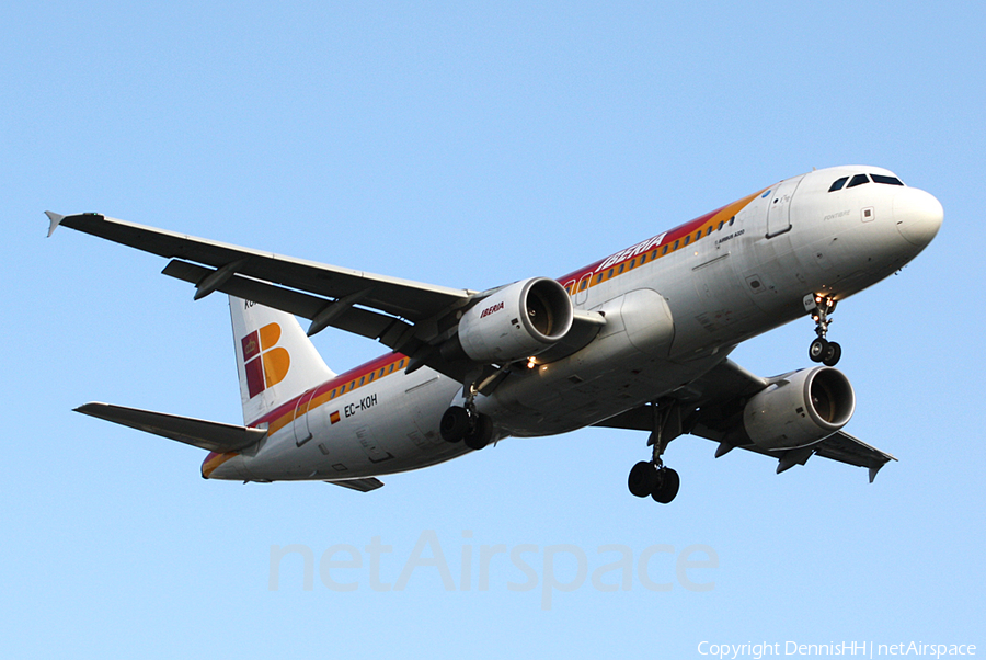 Iberia Airbus A320-214 (EC-KOH) | Photo 387938