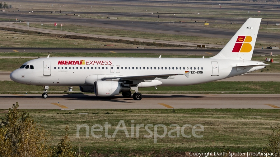 Iberia Express Airbus A320-214 (EC-KOH) | Photo 233398