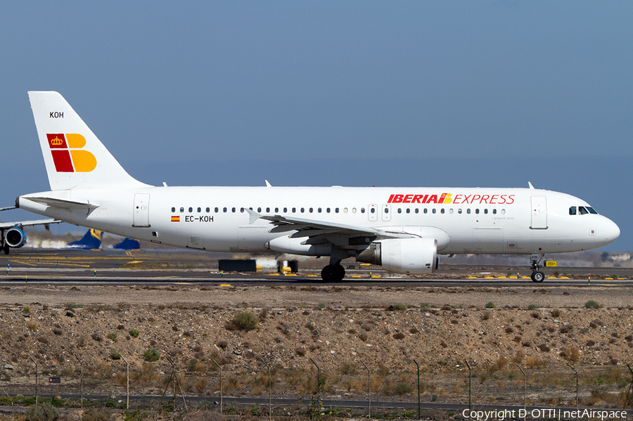 Iberia Express Airbus A320-214 (EC-KOH) | Photo 479602