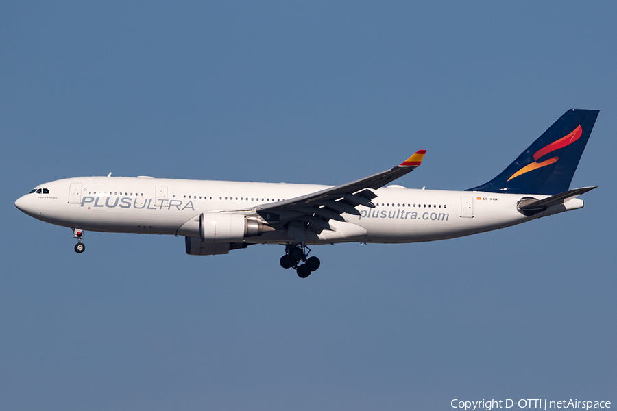 Plus Ultra Airbus A330-202 (EC-KOM) | Photo 594129