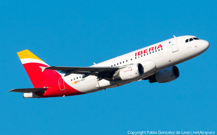 Iberia Airbus A319-111 (EC-KOY) | Photo 350657
