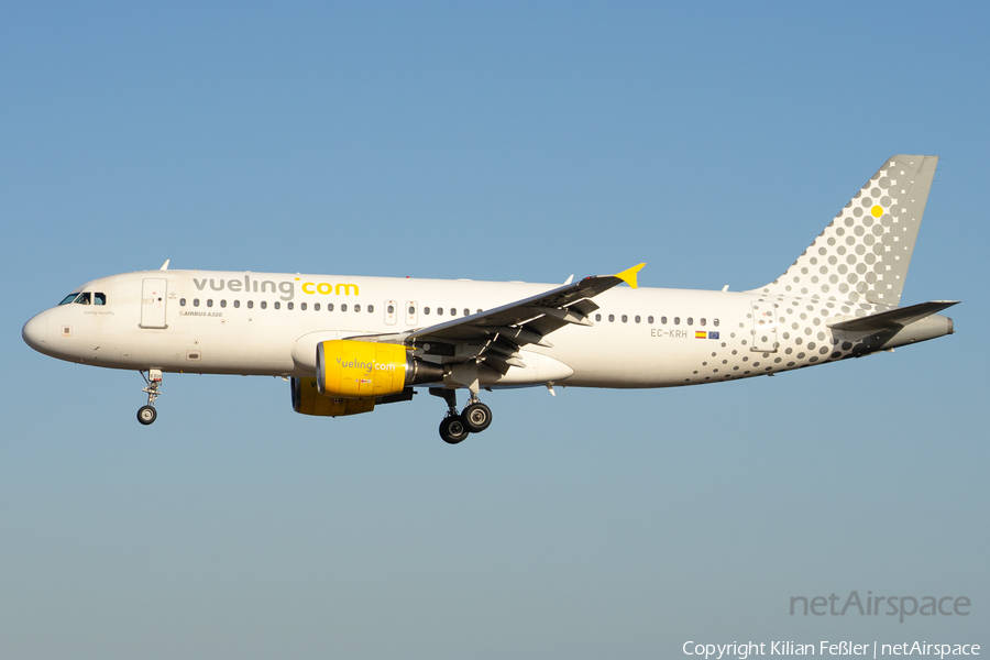 Vueling Airbus A320-214 (EC-KRH) | Photo 504276