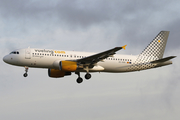 Vueling Airbus A320-214 (EC-KRH) at  Barcelona - El Prat, Spain